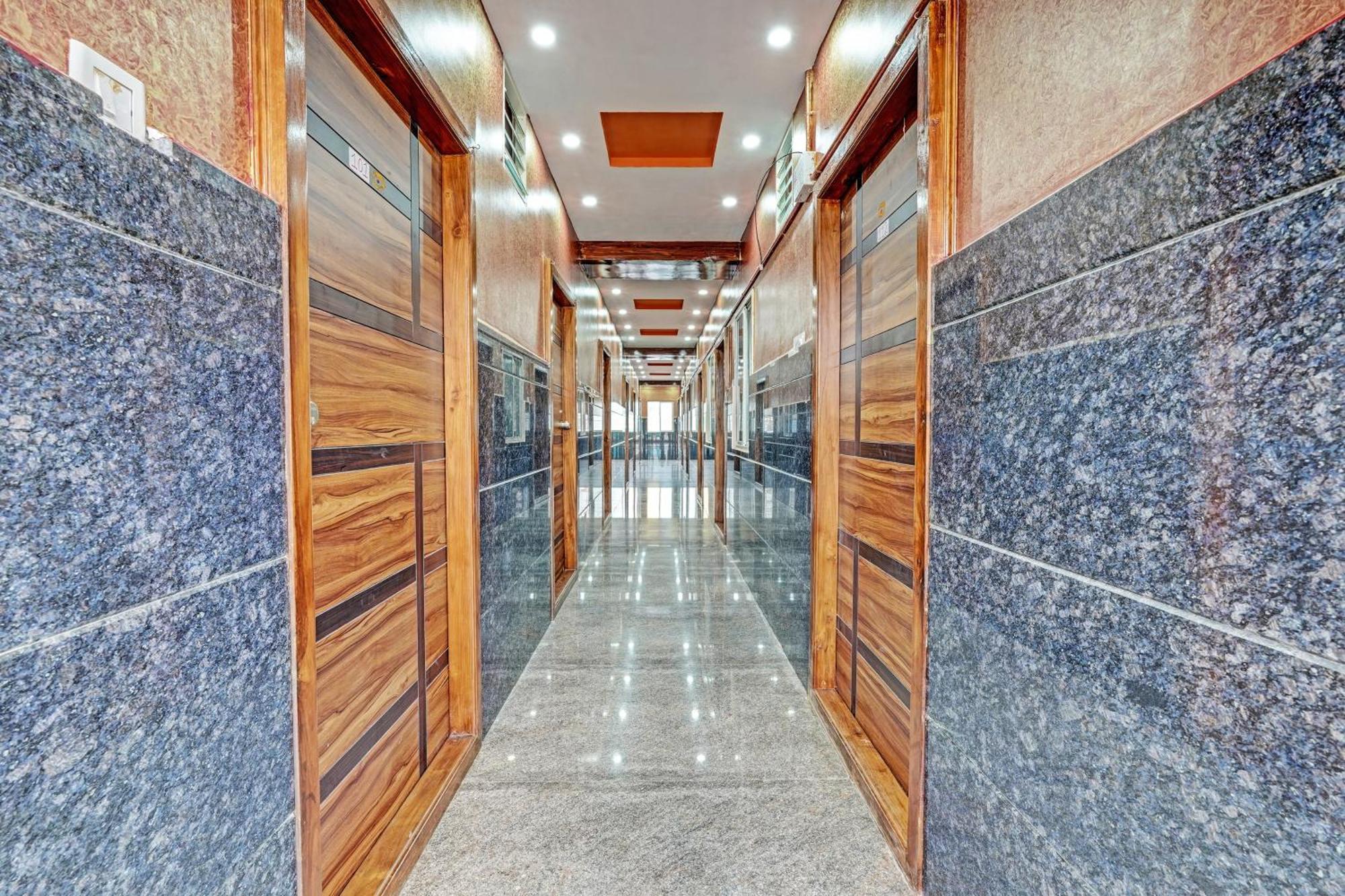 Hotel O Flagship Mr Lodge Bangalore Exterior photo